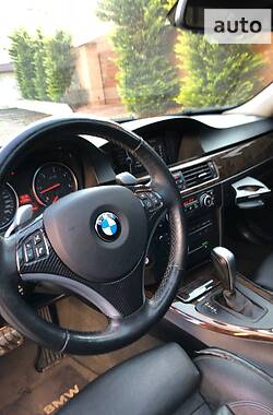 Седан BMW 3 Series 2009 в Одессе