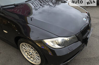 Седан BMW 3 Series 2007 в Киеве