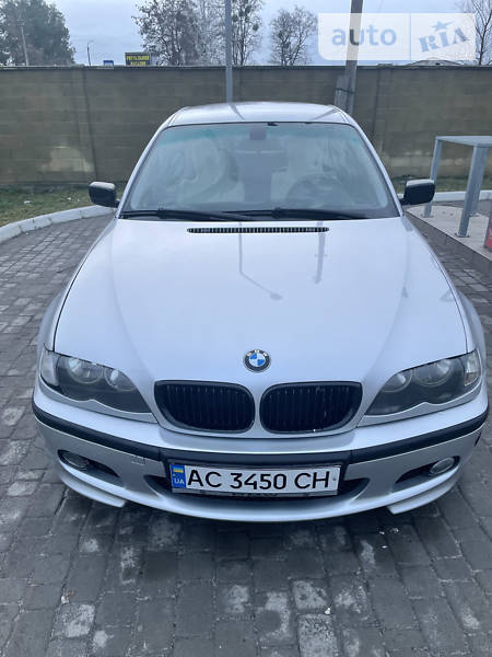 Седан BMW 3 Series 2003 в Сарнах