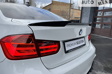 Седан BMW 3 Series 2014 в Киеве