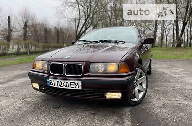 Седан BMW 3 Series 1993 в Хоролі