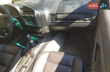 Седан BMW 3 Series 1994 в Козятині