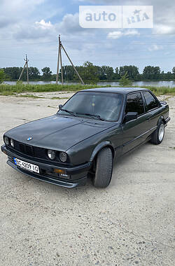 Купе BMW 3 Series 1987 в Каменке-Бугской