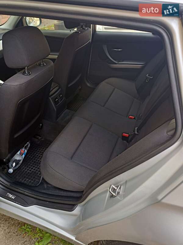 Універсал BMW 3 Series 2010 в Полтаві фото 5 Універсал BMW 3 Series 2010 в Полтаві