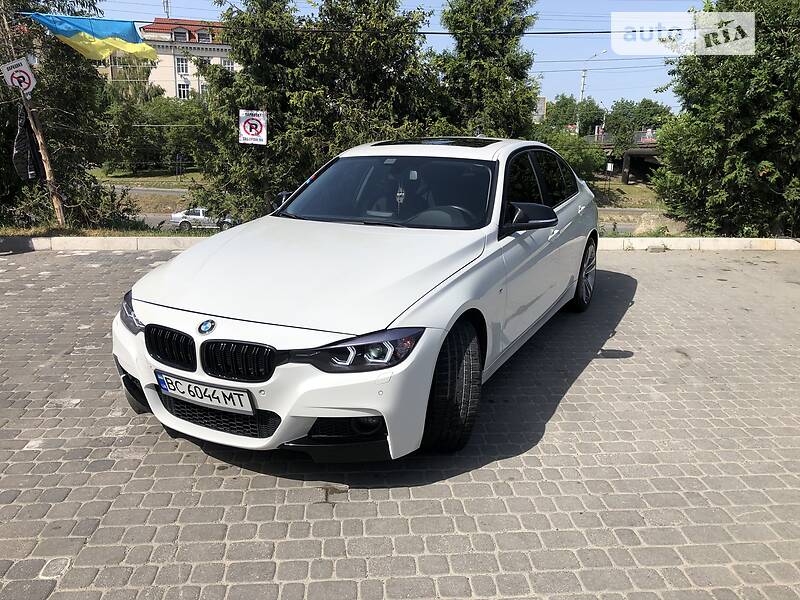 Седан BMW 3 Series 2015 в Львове