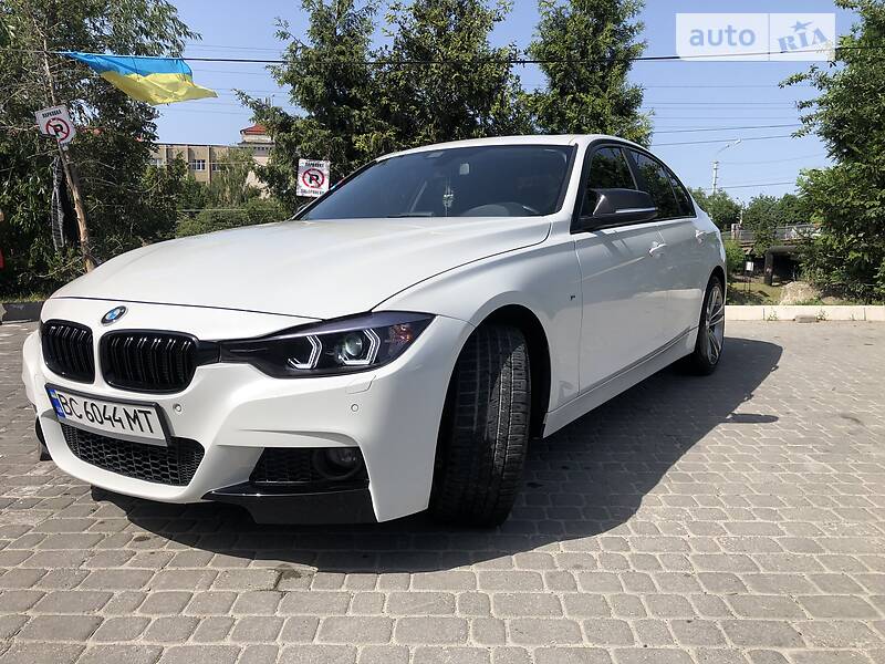 Седан BMW 3 Series 2015 в Львове