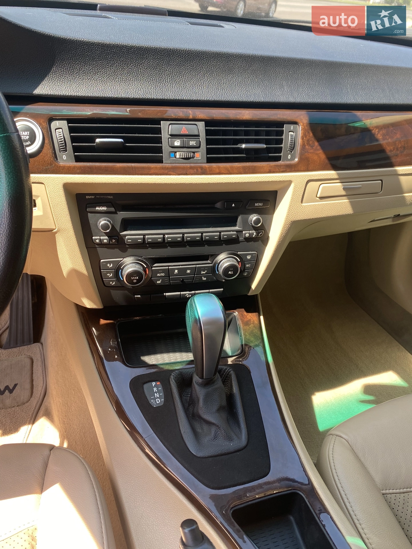 2010 BMW 3er - мініатюра 11