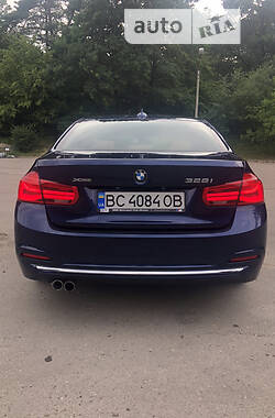 Седан BMW 3 Series 2015 в Трускавце