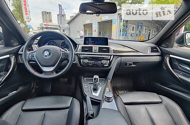 Седан BMW 3 Series 2015 в Харькове