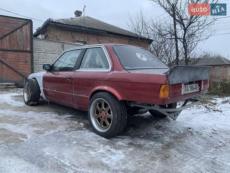 Седан BMW 3 Series 1985 в Харкові