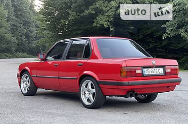 Седан BMW 3 Series 1988 в Вінниці