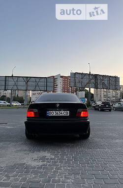 Седан BMW 3 Series 1995 в Тернополі