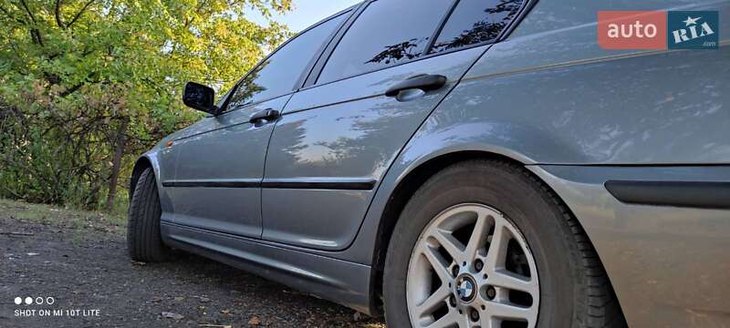 Седан BMW 3 Series 2003 в Першотравенске фото 18 Седан BMW 3 Series 2003 в Першотравенске