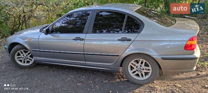 Седан BMW 3 Series 2003 в Першотравенске фото 21 Седан BMW 3 Series 2003 в Першотравенске