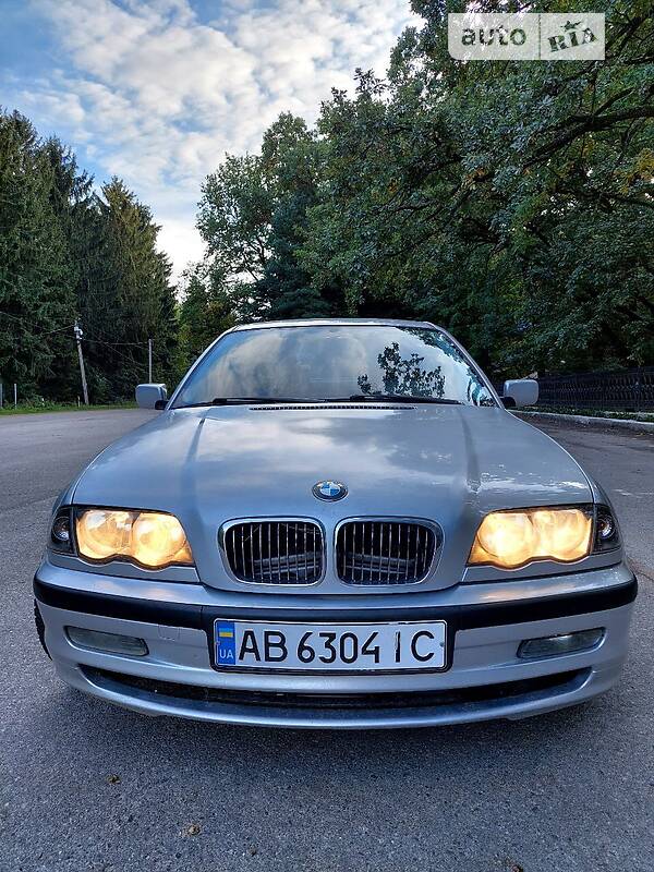 Седан BMW 3 Series 2000 в Хмільнику