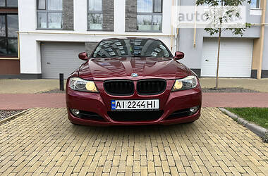 Седан BMW 3 Series 2011 в Киеве