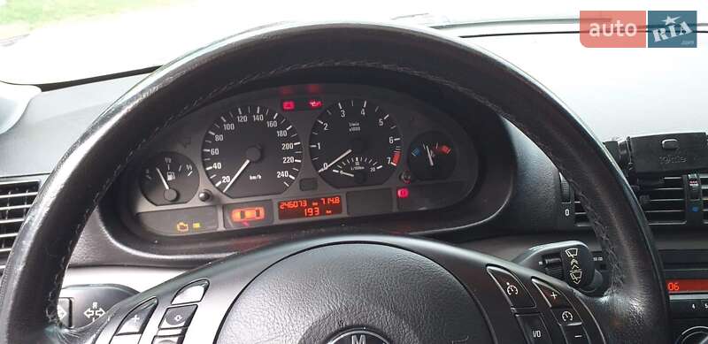 Хэтчбек BMW 3 Series 2003 в Дунаевцах