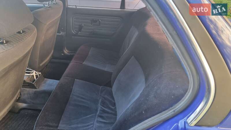 Седан BMW 3 Series 1986 в Обухові фото 7 Седан BMW 3 Series 1986 в Обухові