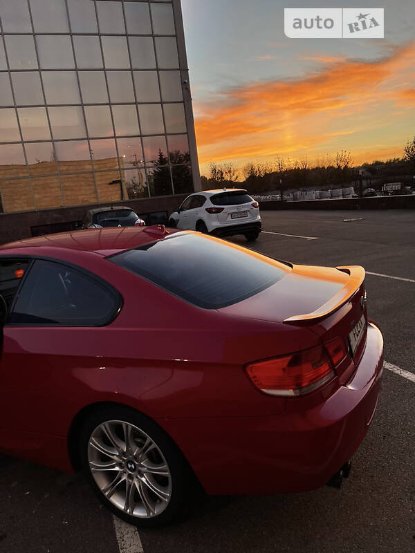 Купе BMW 3 Series 2007 в Киеве