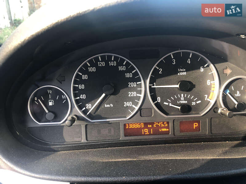 Універсал BMW 3 Series 2000 в Чернівцях