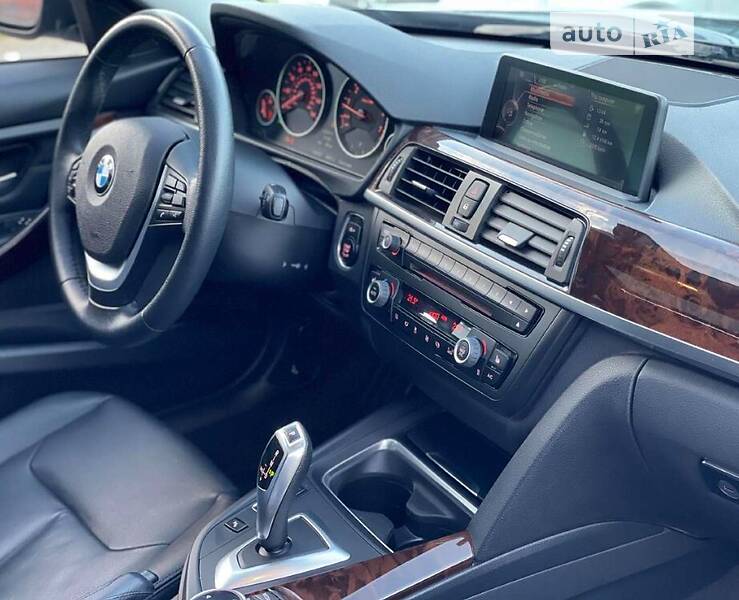 Седан BMW 3 Series 2014 в Львове
