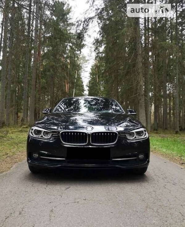 Седан BMW 3 Series 2014 в Львове