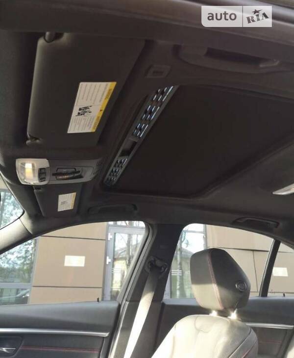 Седан BMW 3 Series 2014 в Львове