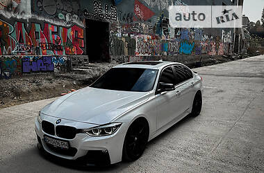 Седан BMW 3 Series 2015 в Одесі