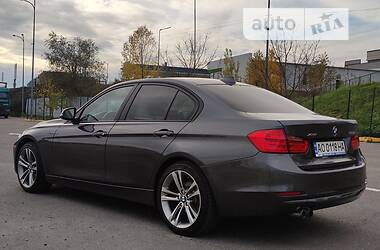 Седан BMW 3 Series 2013 в Ужгороде