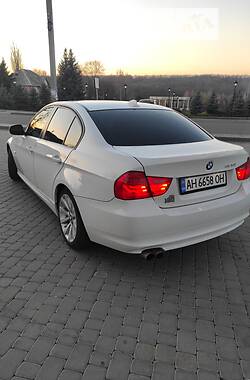 Седан BMW 3 Series 2011 в Оратові