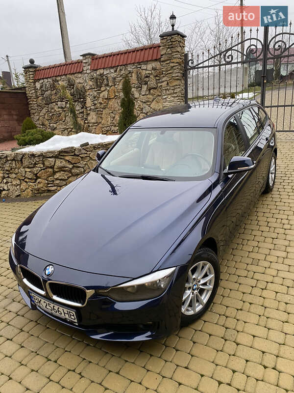 Универсал BMW 3 Series 2015 в Ровно