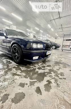 Седан BMW 3 Series 1994 в Сумах