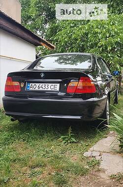 Седан BMW 3 Series 2004 в Берегово