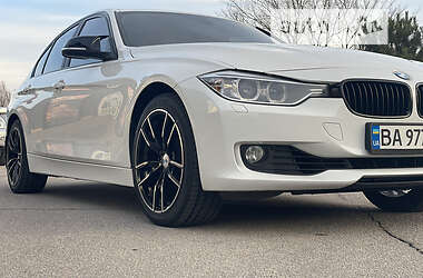 Седан BMW 3 Series 2013 в 