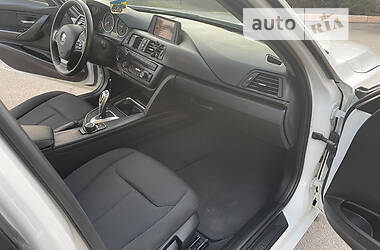 Седан BMW 3 Series 2013 в 