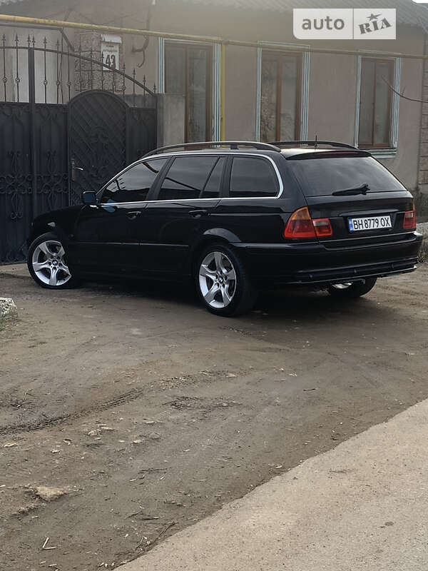 Универсал BMW 3 Series 2001 в Березовке