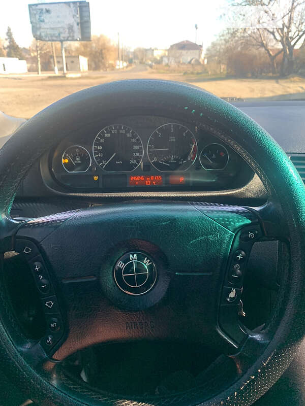 Универсал BMW 3 Series 2001 в Березовке