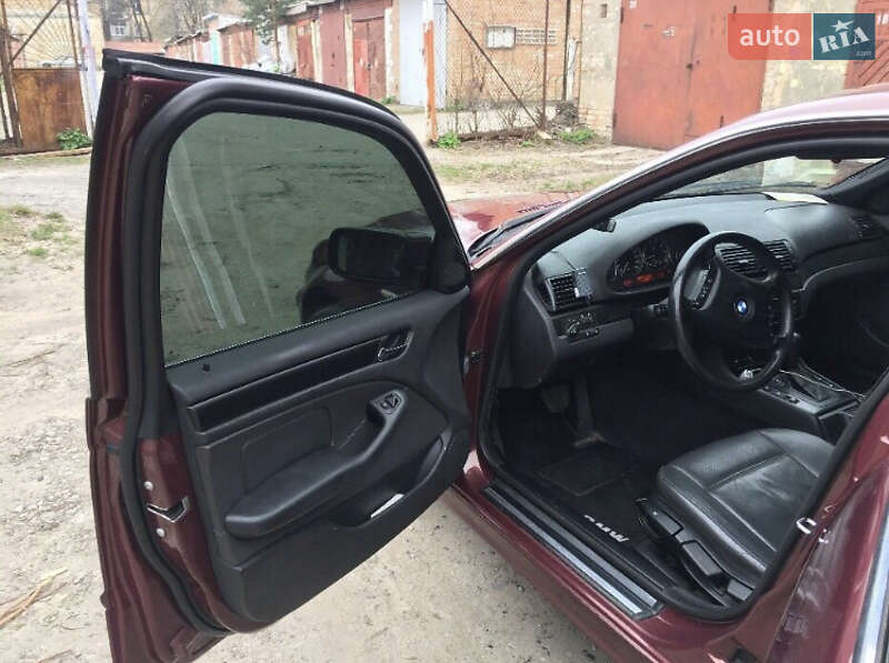 Седан BMW 3 Series 2003 в Киеве