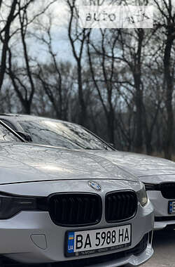 Седан BMW 3 Series 2014 в Кропивницком