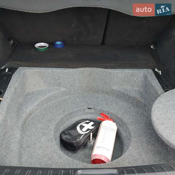 Универсал BMW 3 Series 2002 в Ровно