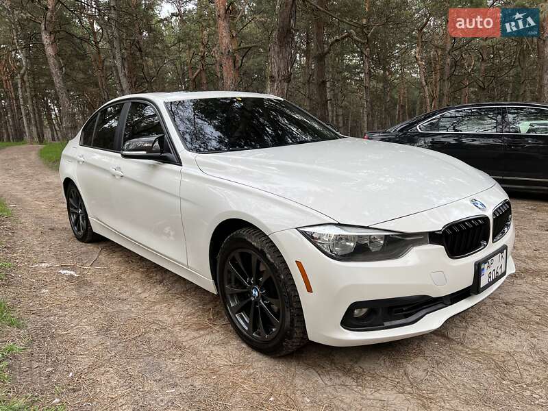 Седан BMW 3 Series 2017 в Запоріжжі