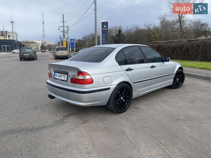 Седан BMW 3 Series 2002 в Одессе