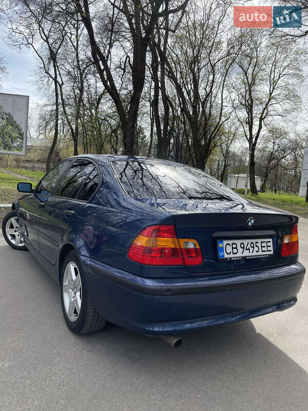 Седан BMW 3 Series 2004 в Чернігові