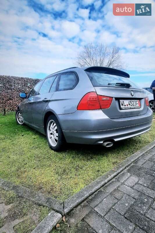 Универсал BMW 3 Series 2011 в Звягеле