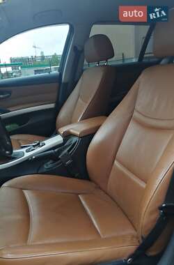 Универсал BMW 3 Series 2011 в Ужгороде