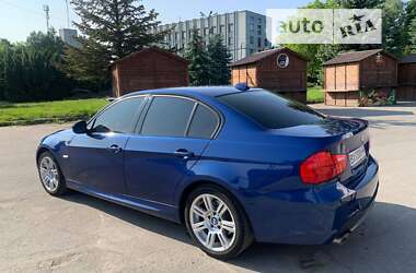 Седан BMW 3 Series 2011 в Шепетовке