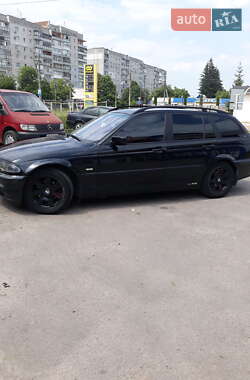 Універсал BMW 3 Series 2001 в 