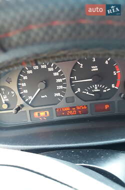 Універсал BMW 3 Series 2001 в 