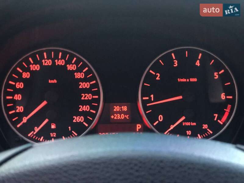 Седан BMW 3 Series 2005 в Николаеве фото 4 Седан BMW 3 Series 2005 в Николаеве