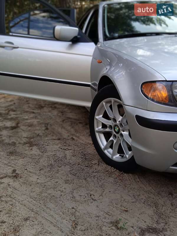 Седан BMW 3 Series 2002 в Дніпрі